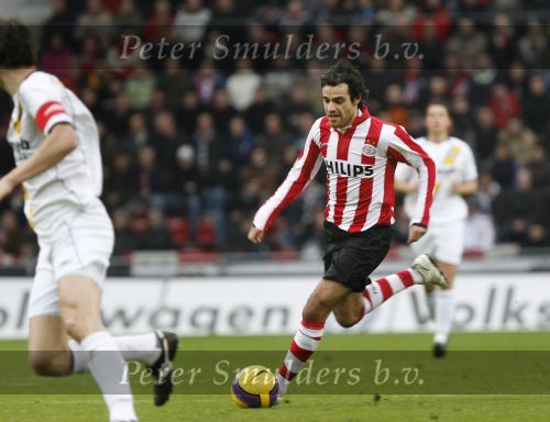 Eindhoven, 30 December 2007
Laatste Kompetitiewedstrijd van het jaar PSV-NAC  Eindstand 2-0 Seizoen 2007/2008
Kenneth Perez op weg naar zijn laatste doelpunt voor PSV