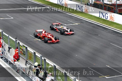 Spa 7 september 2008
Formule 1 Grand Prix van Spa Francochamps. Filippe Massa Kimi Raikkonen Lewis Hamilton  Heiki Kovalinen Fernando Alonso
Peter Smulders bv