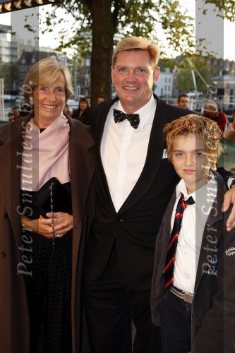 Amsterdam 5 oktober 2007
Premiere Ciske de Rat in Carre. Knut Jacobsen met zoon en moeder