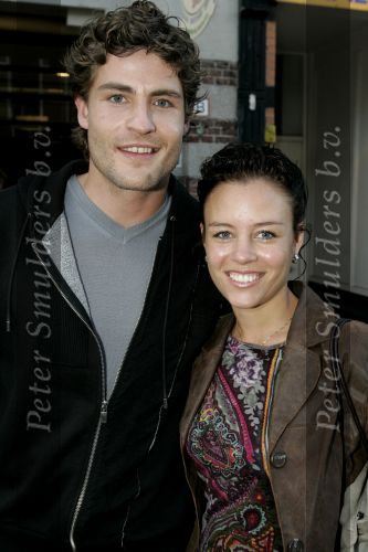 Den Haag 18 september 2005
Premiere Caveman met Winston Post.
Koert Jan de Bruijn met Charissa
Peter Smulders bv