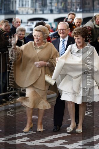 Amsterdam 1 februari 2008
Koningin Beatrix en Prinses Margriet vieren hun 65e en 70e verjaardag in Carre. Pieter v Vollenhoven Prins Willem Alexander Prinses Maxima *rins Constantijn Laurentien Friso Mabel Wisse Smit Prin ses Christina Prinses Irene Prins Hugo carlos Carlos Margarita met vriend , Carolina Jaime, Prins Maurits Marilene Bernhard met zwangere Annette Floris Aimee Prins Pieter Christiaan en Anita.