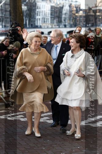 Amsterdam 1 februari 2008
Koningin Beatrix en Prinses Margriet vieren hun 65e en 70e verjaardag in Carre. Pieter v Vollenhoven Prins Willem Alexander Prinses Maxima *rins Constantijn Laurentien Friso Mabel Wisse Smit Prin ses Christina Prinses Irene Prins Hugo carlos Carlos Margarita met vriend , Carolina Jaime, Prins Maurits Marilene Bernhard met zwangere Annette Floris Aimee Prins Pieter Christiaan en Anita.