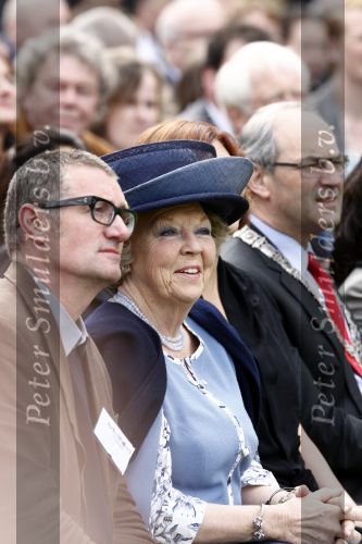 Amsterdam 9 mei 2009
Koningin Beatrix bezoekt de wijk de bijlmer ivm kunst die daar geplaatst is.
Peter Smulders bv
