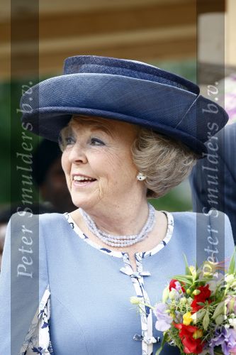 Amsterdam 9 mei 2009
Koningin Beatrix bezoekt de wijk de bijlmer ivm kunst die daar geplaatst is.
Peter Smulders bv