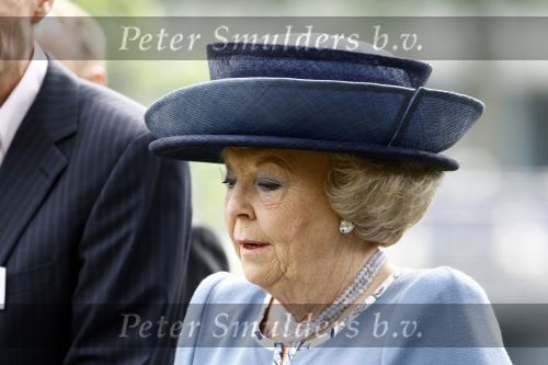 Amsterdam 9 mei 2009
Koningin Beatrix bezoekt de wijk de bijlmer ivm kunst die daar geplaatst is.
Peter Smulders bv
