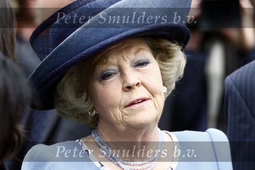 Amsterdam 9 mei 2009
Koningin Beatrix bezoekt de wijk de bijlmer ivm kunst die daar geplaatst is.
Peter Smulders bv