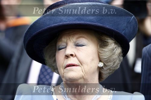 Amsterdam 9 mei 2009
Koningin Beatrix bezoekt de wijk de bijlmer ivm kunst die daar geplaatst is.
Peter Smulders bv