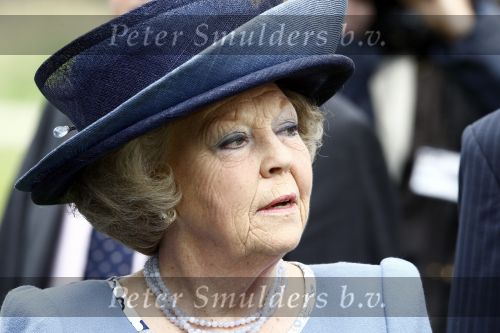Amsterdam 9 mei 2009
Koningin Beatrix bezoekt de wijk de bijlmer ivm kunst die daar geplaatst is.
Peter Smulders bv