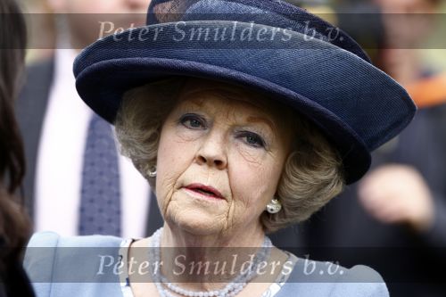 Amsterdam 9 mei 2009
Koningin Beatrix bezoekt de wijk de bijlmer ivm kunst die daar geplaatst is.
Peter Smulders bv