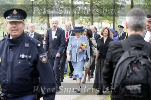 Amsterdam 9 mei 2009
Koningin Beatrix bezoekt de wijk de bijlmer ivm kunst die daar geplaatst is.
Peter Smulders bv