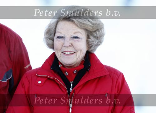 Lech 10 februari 2008
Fotosessie Koninklijke familie. Aanwezig waren Koningin Beatrix Maxima Prins Willem Alexander Amalai Alexia Ariane Prins Constantijn Prinses Laurentien Eloise Claus Cazimir en Elenore.