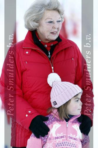 Lech 10 februari 2008
Fotosessie Koninklijke familie. Aanwezig waren Koningin Beatrix Maxima Prins Willem Alexander Amalai Alexia Ariane Prins Constantijn Prinses Laurentien Eloise Claus Cazimir en Elenore.