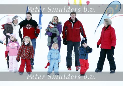 Lech 10 februari 2008
Fotosessie Koninklijke familie. Aanwezig waren Koningin Beatrix Maxima Prins Willem Alexander Amalai Alexia Ariane Prins Constantijn Prinses Laurentien Eloise Claus Cazimir en Elenore.