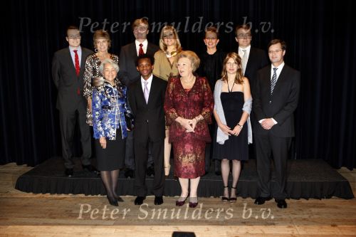 Amsterdam  12 december 2007
Uitreiking prins Claus prijzen in het muziekcentrum aan het ij. Orinses Maxima Laurentien Mabel Koningin Beatrix Prins Willem Alexander Friso en Constantijn zijn daarbij aanwezig.