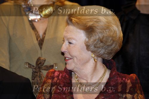 Amsterdam  12 december 2007
Uitreiking prins Claus prijzen in het muziekcentrum aan het ij. Orinses Maxima Laurentien Mabel Koningin Beatrix Prins Willem Alexander Friso en Constantijn zijn daarbij aanwezig.
