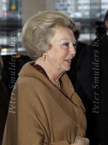 Amsterdam  12 december 2007
Uitreiking prins Claus prijzen in het muziekcentrum aan het ij. Orinses Maxima Laurentien Mabel Koningin Beatrix Prins Willem Alexander Friso en Constantijn zijn daarbij aanwezig.