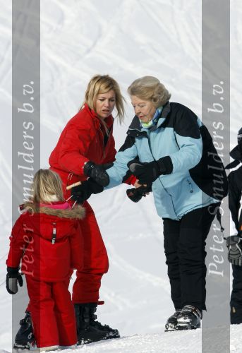 Lech 16 februari 2009
Fotosessie met de koninklijke familie in Oberlech. Koningin Beatrix Prins Willem Alexander Prinses Maxima Amalia Alexia Ariane Prins Constantijn Prins es Laurentien Claus Cazimir Eloise en  Leonore.
Peter Smulders bv