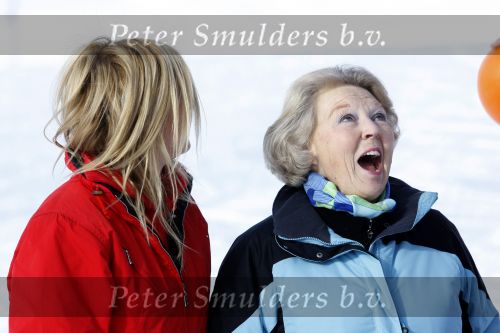 Lech 16 februari 2009
Fotosessie met de koninklijke familie in Oberlech. Koningin Beatrix Prins Willem Alexander Prinses Maxima Amalia Alexia Ariane Prins Constantijn Prins es Laurentien Claus Cazimir Eloise en  Leonore.
Peter Smulders bv