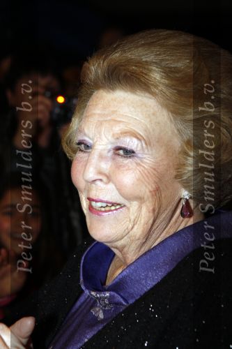 Apeldoorn 19 januari 2008
Prinses Margriet Pieter v Vollenhoven Prins Maurits Prinses Marilene Prins Bernhard jr  een zwangere Prinses Annette Prins Pieter Christiaan Prinses Anita Prins Floris Prinses Aimee Koningin Beatrix Prins Constantijn Prinses Laurentien Prins Friso Prinses Maebel Wisse Smit Prins Carlos en Prinses carolien bij voorstelling in Theater tbv vefrjaardag prinses Margriet.