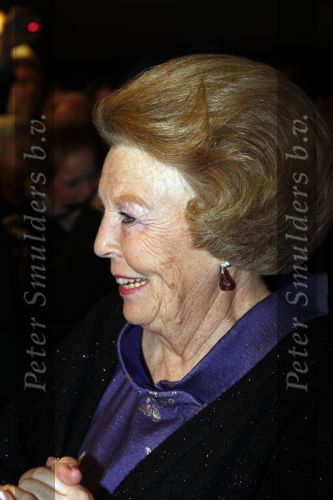Apeldoorn 19 januari 2008
Prinses Margriet Pieter v Vollenhoven Prins Maurits Prinses Marilene Prins Bernhard jr  een zwangere Prinses Annette Prins Pieter Christiaan Prinses Anita Prins Floris Prinses Aimee Koningin Beatrix Prins Constantijn Prinses Laurentien Prins Friso Prinses Maebel Wisse Smit Prins Carlos en Prinses carolien bij voorstelling in Theater tbv vefrjaardag prinses Margriet.