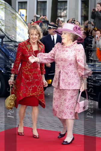 Den Haag 20 oktober 2007
Doop prinses Ariane . Koningin Beatrix Jorge Zorrequieta en Maria del carem Zorrequieta zijn daarbij aanwezig.
Peter Smulders bv