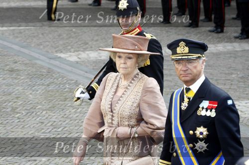Den Haag 21 april 2009
Koningin Beatrix ontvangt  Koning Carl Gustav en Koningin Silvia van Zweden op paleis Noordeinde.
Peter Smulders bv