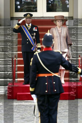 Den Haag 21 april 2009
Koningin Beatrix ontvangt  Koning Carl Gustav en Koningin Silvia van Zweden op paleis Noordeinde.
Peter Smulders bv