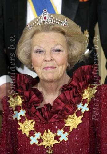 Den Haag 21 april 2009
Staatsbezoek van Koning Carl Gustav en koningin Silvia aan Nederland. Prinses Maxima Koningin Beatrix Prins Willem Alexander Pieter v Vollenhoven en prinses Margriet.
Peter Smulders bv