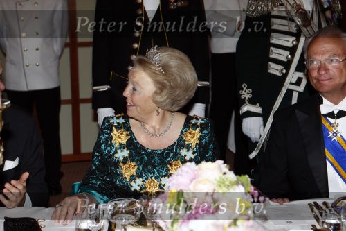 Den Haag 22 april 2009
Diner met de koninklijke familie van zweden en nederland. Aanwezig waren Prinses Maxima Koningin Beatrix Prins Willem Alexander Prinses Margriet Koning Carl Gustav en Koningin Silvia.
Peter Smulders bv