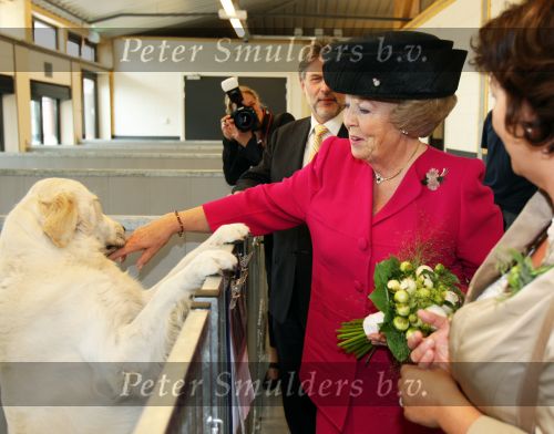 Herpen ( Gemeente Oss ),  27 Mei 2008
Koningin Beatrix bij opening van het nieuwe gebouw \