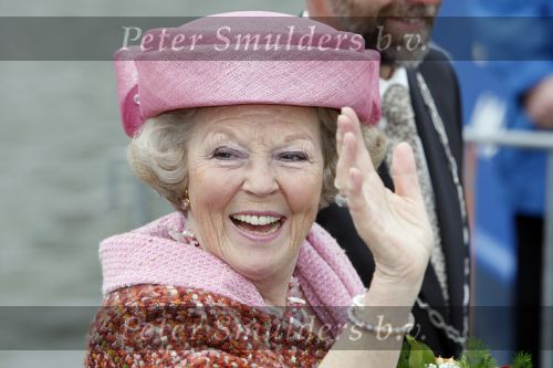 Makkum en Franeker30 april 2008
Koninginnedag 2008 met Koningin Beatrix Prins Willem Alexander Friso Constantijn Maurits Floris Pieter Christiaan Pieter v Vollenhoven en de prinsessen Maxima Laurentien Mabel Aimee Anita Margriet en Marilene.
Peter Smulders bv