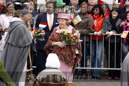 Makkum en Franeker30 april 2008
Koninginnedag 2008 met Koningin Beatrix Prins Willem Alexander Friso Constantijn Maurits Floris Pieter Christiaan Pieter v Vollenhoven en de prinsessen Maxima Laurentien Mabel Aimee Anita Margriet en Marilene.
Peter Smulders bv