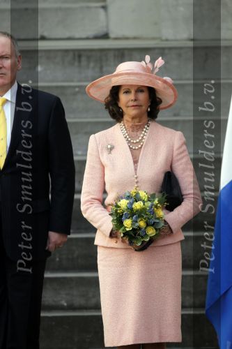 Den Haag 21 april 2009
Koningin Beatrix ontvangt  Koning Carl Gustav en Koningin Silvia van Zweden op paleis Noordeinde.
Peter Smulders bv