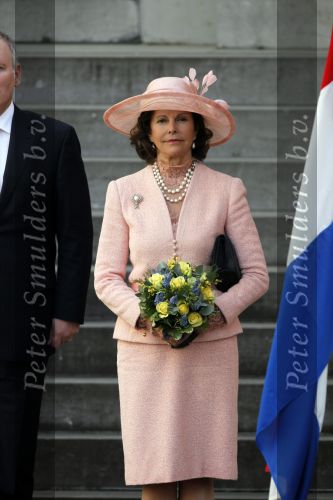 Den Haag 21 april 2009
Koningin Beatrix ontvangt  Koning Carl Gustav en Koningin Silvia van Zweden op paleis Noordeinde.
Peter Smulders bv