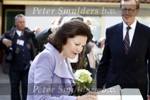 Lisse 22 april 2009
Prinses maxima en Koningin Silvia van Zweden in de keukenhof.
Peter Smulders bv