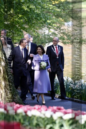 Lisse 22 april 2009
Prinses maxima en Koningin Silvia van Zweden in de keukenhof.
Peter Smulders bv