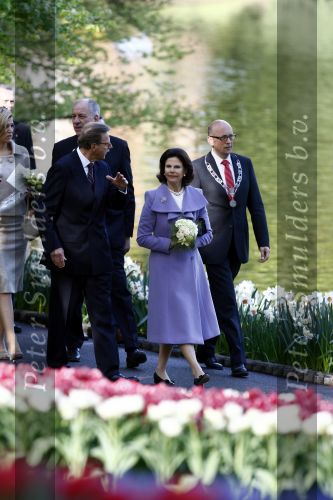 Lisse 22 april 2009
Prinses maxima en Koningin Silvia van Zweden in de keukenhof.
Peter Smulders bv