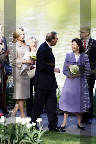 Lisse 22 april 2009
Prinses maxima en Koningin Silvia van Zweden in de keukenhof.
Peter Smulders bv