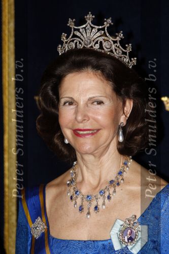 Den Haag 22 april 2009
Diner met de koninklijke familie van zweden en nederland. Aanwezig waren Prinses Maxima Koningin Beatrix Prins Willem Alexander Prinses Margriet Koning Carl Gustav en Koningin Silvia.
Peter Smulders bv