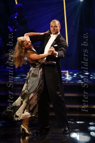 Aalsmeer 15 mei 2009
Dancing with the stars in de studio\'s in Aalsmeer. Lange Frans met danspartner Marleen Schuurmeijer
Peter Smulders bv