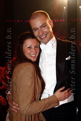 Aalsmeer 15 mei 2009
Dancing with the stars in de studio\'s in Aalsmeer. Lange Frans met zijn vrouw
Peter Smulders bv