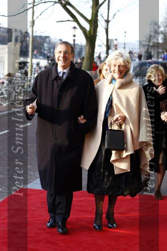 Amsterdam 1 februari 2008
Feest koningin Beatrix en Prinses Margriet voor hun 70e en 65e verjaardag in Carre.
Laurens Jan Brinkhorst met zijn vrouw