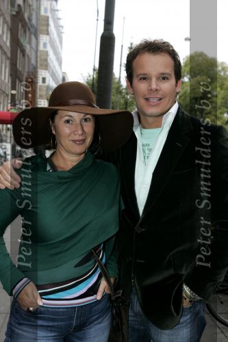 Amsterdam 3 oktober 2004
Presentatie sieradenlijn van Maik de Boer.
Leco v Zadelhoff