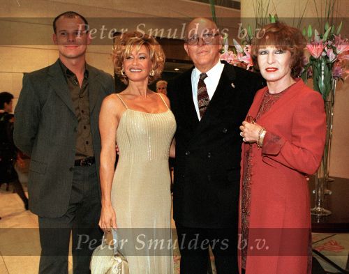 Amsterdam, 20 september 1998
Modeshow Edgar vos
met v.l.n.r.: Leco Zadelhoff-Vanessa-edgar Vos en Liesbeth List.
Connie Breukhoven