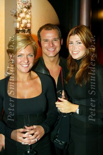 Amsterdam 11 november 2003
Presentatie sieradenlijn Otazu en Gassan diamonds
caroline tensen met leco v zadelhof en estelle gullit