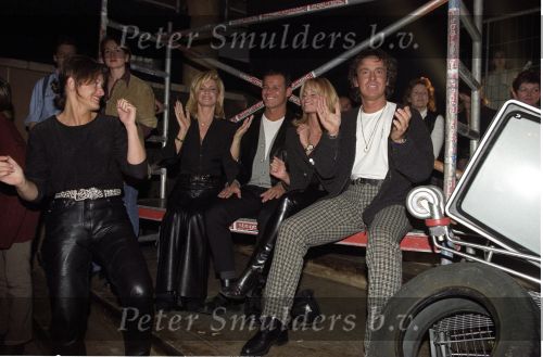 Zundert,12 Januari 1997 Nieuwjaarsfeest Free Record.
Officieel de eerste ontmoeting tussen Marco Borsato en Leontine Ruiters, inmiddels Leontine Borsato en Leco v Zadelhoff    Verder Vanessa ( Connie Breukhoven  )