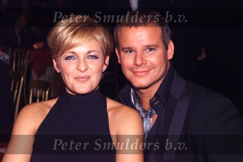 AMSTERDAM 12 OKTOBER 2001
UITREIKING VAN DE TELEVIZIERRING IN THE HEINEKEN MUSIC HALL. 
Caroline Tensen en Leco v Zadelhoff