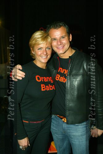 Amsterdam  14 december 2003
Bijeenkomst Orange Babies op miljonairsbeurs.  Caroline Tensen met Leco v Zadelhoff .
