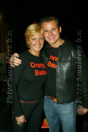 Amsterdam  14 december 2003
Bijeenkomst Orange Babies op miljonairsbeurs.  Caroline Tensen met Leco v Zadelhoff .