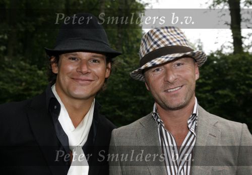 Huizen 17 september 2006
Steve te Pas en Maria Kooistra trouwen.  
Leco v Zadelhoff met Rob